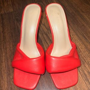 Wild diva 4 inches heels